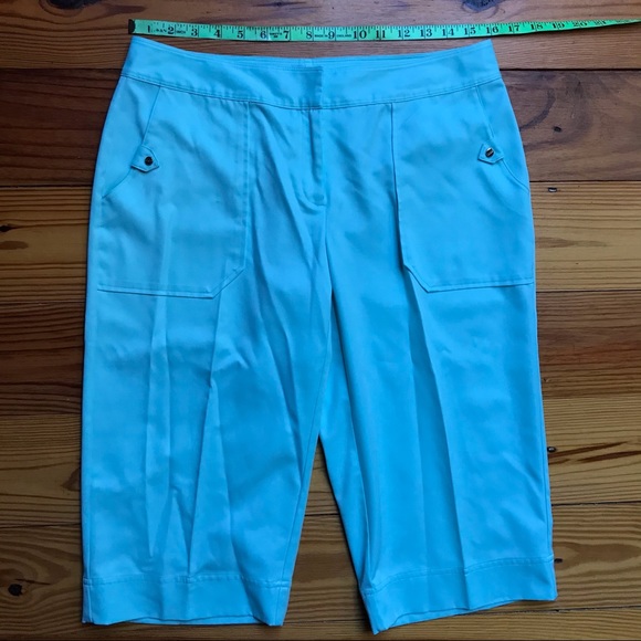 Izod XFG Teal Bermuda Golf Shorts, EUC, 6 - Picture 5 of 11